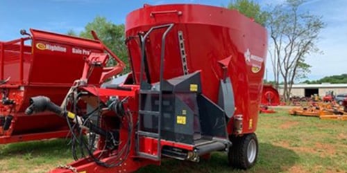 Feed & Mixer Wagon